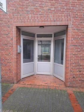 Foto - Ladenfläche Neuvermietung mitten in Esens