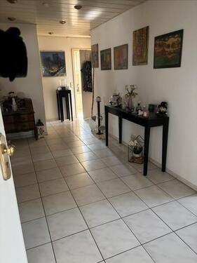 Foto - 3-Zimmer Wohnung - 1.350,00&nbsp;EUR Kaltmiete, ca.&nbsp; 95,00&nbsp;m&sup2;