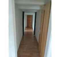 3 Zimmer Wohnung, Dachgeschoss, Zentrum v. Schöningen