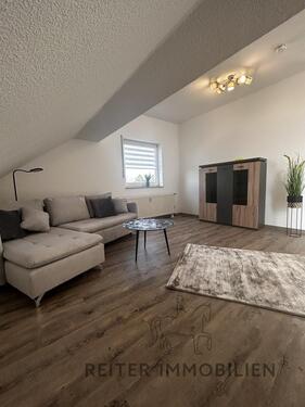 Foto - FuldaLehnerz-frisch renovierte, möblierte helle 2 Zi-DG-Wohnung mit tollem Balkon und Fernblick