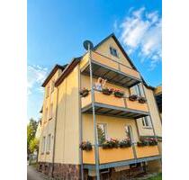 TOP Zwei-Raum-Wohnung renoviert Tageslichtbad Balkon Carport - Limbach-Oberfrohna