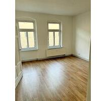 Helle 3-Zimmer-Wohnung mit Balkon in zentraler Lage - Halle (Saale) Damaschkestraße