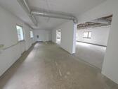 Foto - Bad Honnef-Heisterbacherrott: Vielseitige Halle – Ideal für stilles Gewerbe