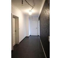 Moderne 3 ZKDB Balkon und Gäste WC - Krefeld Cracau