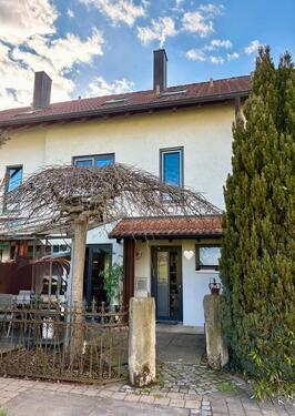 Foto - 5 Zimmer Reihenhaus zum Kaufen in Neuhausen auf den Fildern