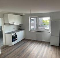 WG- Zimmer ca. 30 m² im 1. OG in Köln mit Küche, Internet WG- Zimmer ca. 30 m² im 1. OG in Köln mit Küche, Internet
