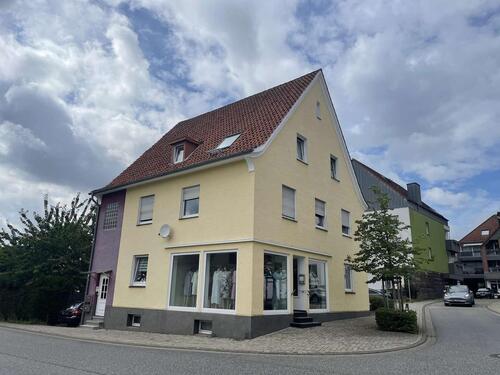 Foto - Attraktive Lage und große Schaufensterflächen, ideal für Ihren neuen Standort