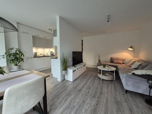 Foto - 2 Zi. Wohnung mit 64 qm Wfl. + 18 qm Nutzfl. im Spitzboden