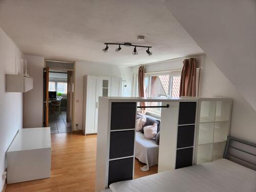 Foto - 1.5 Zimmer Dachgeschoßwohnung zur Miete in Stuttgart