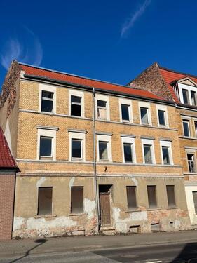 Foto - Mehrfamilienhaus Sanierungsbedürftig - Aschersleben