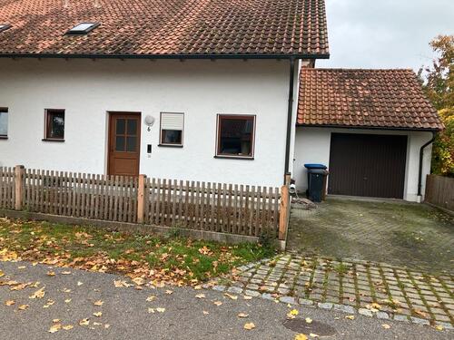 Foto - Doppelhaushälfte - 900,00 EUR Kaltmiete,