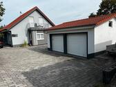 Foto - Modernes Einfamilienhaus mit Doppelgarage