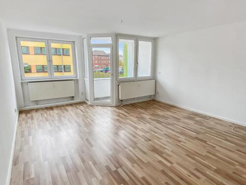 Foto - Moderne 2‑Zimmer Wohnung mit Balkon im 2. OG in Dessau-Roßlau