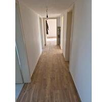 Obergeschosswohnung 4 Zimmerwohnung - Schwäbisch Hall