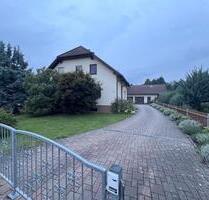 Einfamilienhaus mit Einliegerwohnung in Chemnitz-Röhrsdorf