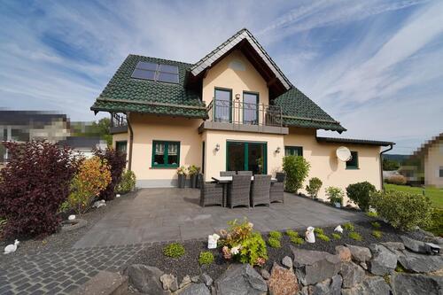 Foto - Einfamilienhaus mit Traumblick, Doppelgarage, Provisionsfrei