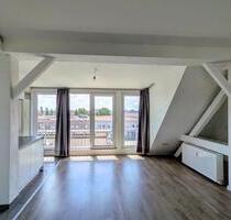 Über den Dächern Neuköllns: Helle 2-Zimmer-Wohnung mit Weitblick - Berlin