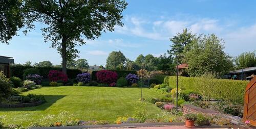 Foto - Gepflegtes Einfamilienhaus in Sackgassenendlage mit großem Garten