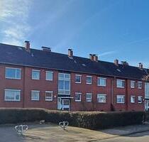 Wohnung mit Einbauküche, Balkon und Garage in Emden-Borssum