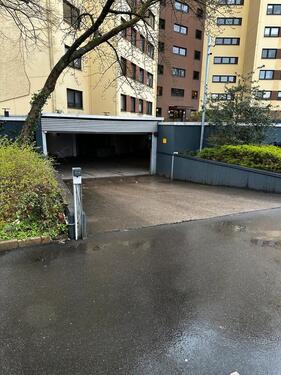 Foto - Tiefgaragenstellplatz Kamera überwacht. Bilder auf anfrage!