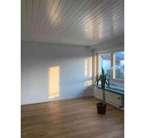 Modernisierte Wohnung mit Panoramablick vom Balkon - Herrenberg