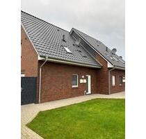 Dachgeschosswohnung - 670,00 EUR Kaltmiete, in Blomberg (PLZ: 26487)