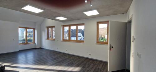 Foto - Moderne Loft Maisonette-Wohnung mit großer Dachterrasse