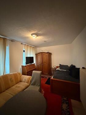 Foto - Schönes möbliertes WG-Zimmer - 385,00&nbsp;EUR Kaltmiete, ca.&nbsp; 15,00&nbsp;m&sup2;