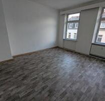 Schöne 2 Zimmer Wohnung mit Balkon 67m2 Nähe Zentrum In Plauen