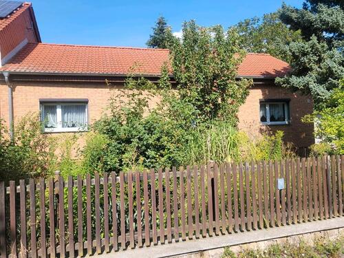 Foto - Einfamilienhaus - 180.000,00&nbsp;EUR Kaufpreis, ca.&nbsp; 90,00&nbsp;m&sup2;