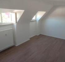 Renovierte helle 2-Zimmer Wohnung mit Wohnküche - Stuttgart Bad Cannstatt