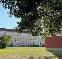 Attraktive 2 Zimmer mit Balkon - 285,00&nbsp;EUR Kaltmiete, ca.&nbsp; 48,91&nbsp;m&sup2; in Lichtentanne (PLZ: 08115)