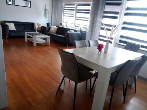 Foto - Wohnung zu vermieten - 1.050,00&nbsp;EUR Kaltmiete, ca.&nbsp; 90,00&nbsp;m&sup2;