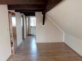 Foto - 1 Zimmer Dachgeschoßwohnung zur Miete in Borken (Hessen)