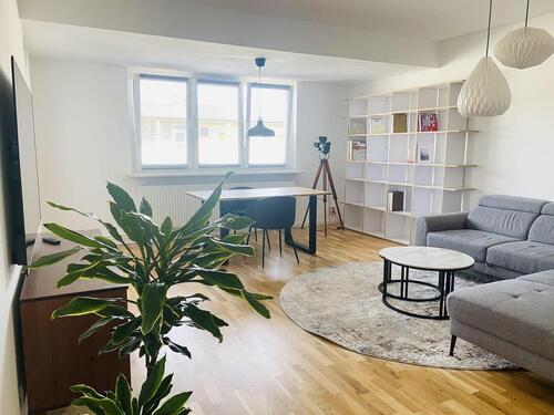 Foto - Hochwertig möblierte 2-Zimmer-Wohnung (70 m²) mit großer Terrasse direkt am Gemeindepark