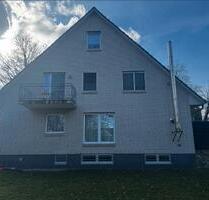 Großzügiges Reihenendhaus mit 9 Zimmern in Bremen-Oslebshausen