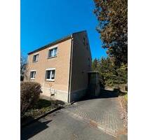 Haus mit viel Potenzial in guter Lage - Hohenstein-Ernstthal