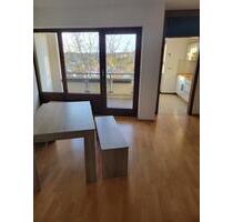 Sonnige 1-Zimmer-Wohnung in guter Würzburger Lage mit großem Balk Sonnige 1-Zimmer-Wohnung in guter Würzburger Lage mit großem Balk