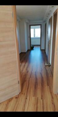 Foto - 3-Zimmer DG Wohnung - 820,00&nbsp;EUR Kaltmiete, ca.&nbsp; 73,00&nbsp;m&sup2;