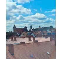 Großzgügiges 92 qm DG-Studio mit Burgblick von privat - Nürnberg Herrnhütte