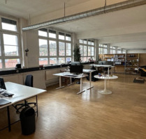 Shared Office mit Blick in die Weinberge in bester Lage - All-in-Miete - Stuttgart Stuttgart-Ost