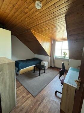 Foto - Dachgeschoßwohnung in Leer (Ostfriesland) zur Miete