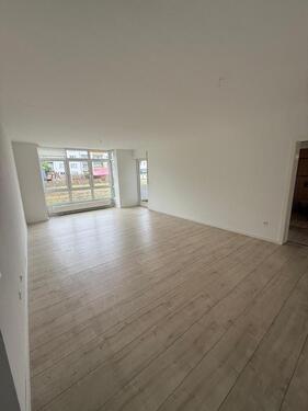 Foto - Großzügige 4-Zimmer Wohnung mit Balkon in ruhiger Lage von FFM Unterliederbach