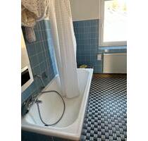 Schöne WG Zimmer - 350,00 EUR Kaltmiete, in Eichstätt (PLZ: 85072)