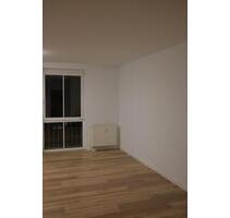 Wohnung mit Küche und Stellplatz - Gaukönigshofen