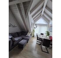 Moderne und großzügige 2,5-Zimmer-Maisonette-DG-Wohnung in Stadtmitte Stuttgart-Plieningen