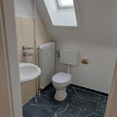 Foto - Dachgeschoßwohnung in Frankfurt am Main zur Miete