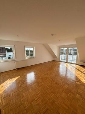 Foto - 3 Zimmer Dachgeschoßwohnung zur Miete in Romrod