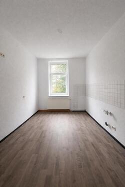 Foto - Charmante 3 Zimmer Wohnung - 430,00&nbsp;EUR Kaltmiete, ca.&nbsp; 94,00&nbsp;m&sup2;