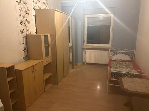 Foto - Wohngemeinschaft Zimmer Küche Bad Wohnung Nähe Hahn Airport